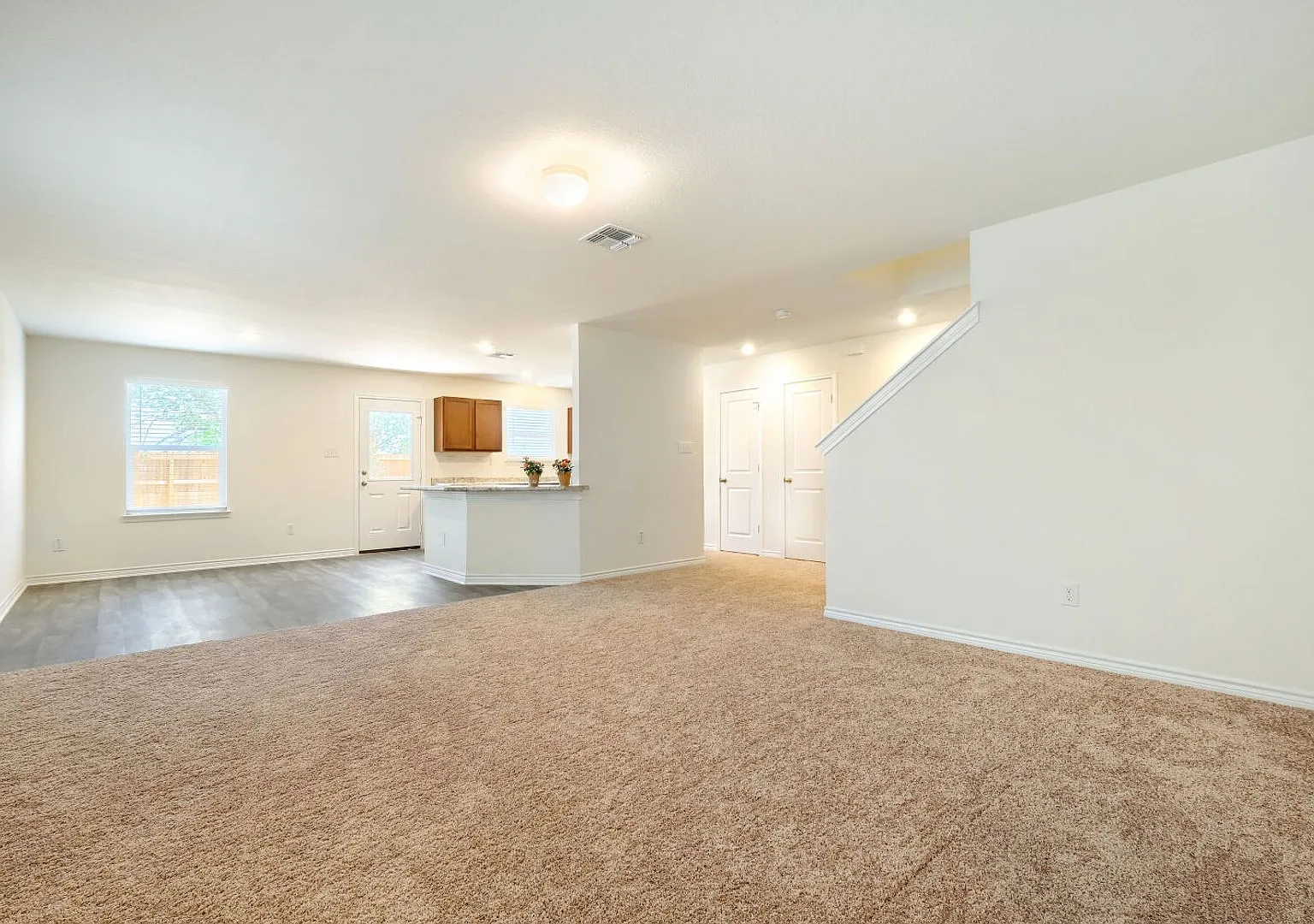 Brand-New 4BR Home in Spanish Trail Energy Star Certified & Move-In Ready — Photo 4