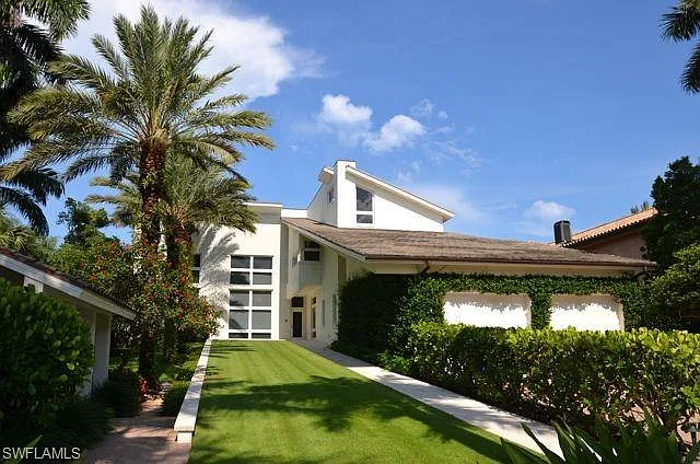 5 bed, 5.5 bath, 4800 sqft, $87,000 — Photo 3