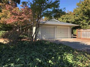 151 NE Fairway Dr, Albany, OR 97321