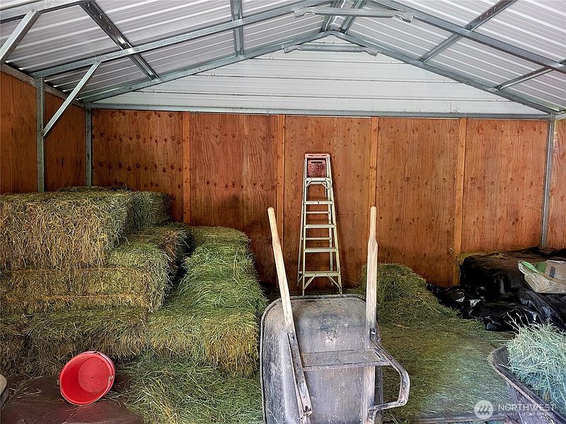 5th image of 632 Meier Road