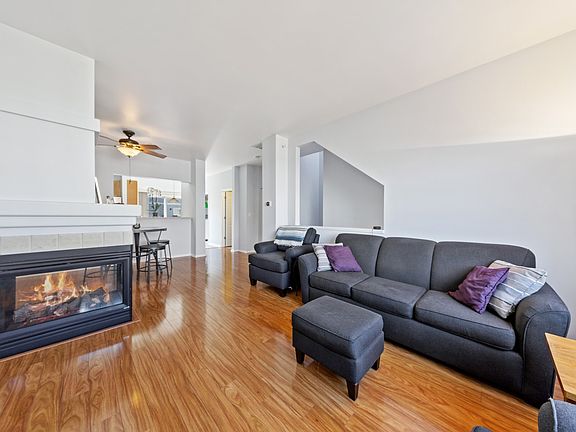 3rd image of 1042 Savoy Ct #16-2