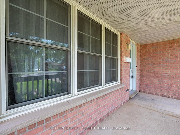 4th image of 1144 Aldersbrook Rd
