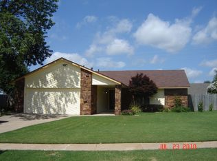 2720 S Fir Ave, Broken Arrow, OK 74012
