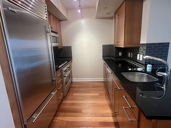 2nd image of 1111 19th St N APT 2105