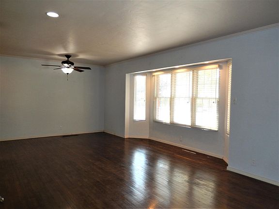 2nd image of 2444 W Vassar Ave