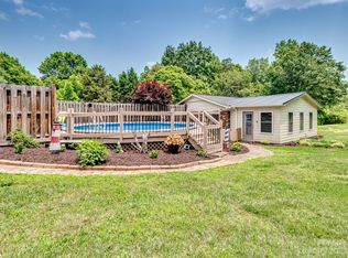 151 Elm Rd, Blacksburg, SC 29702