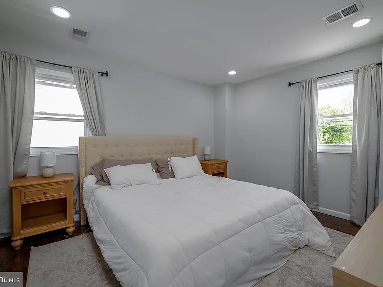 21 Dixmont Ave — Photo 15