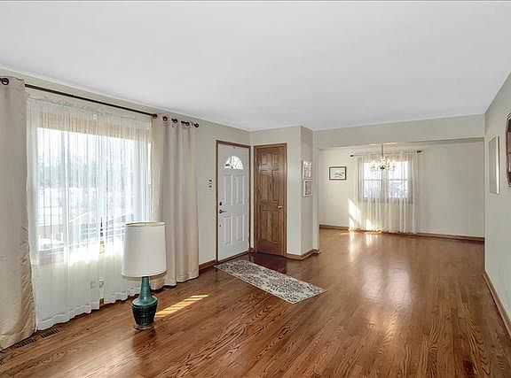 2nd image of 8240 Paloma Dr