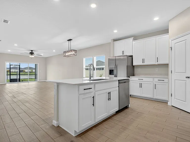 2618 Seasons Rd — Photo 11