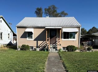 1504 11th St, Wheatland, WY 82201