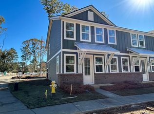 451 Martins Creek Blvd, Summerville, SC 29485