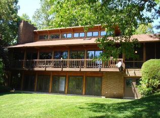 207 Sherwood Dr, Huddleston, VA 24104