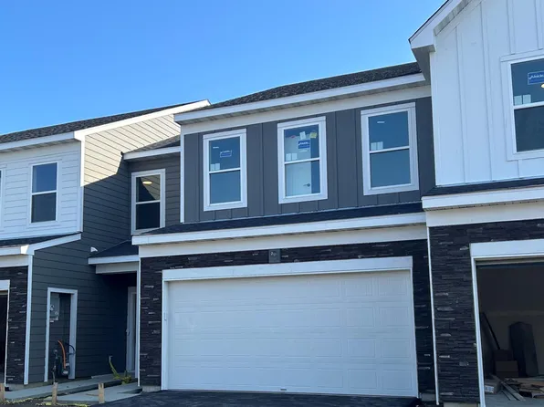 17936 Genoa Dr, Lakeville, MN 55044