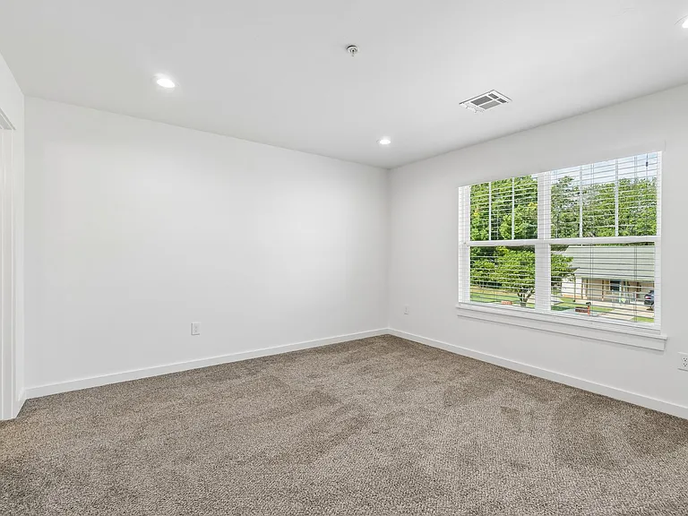 929 S Knoblock St — Photo 15