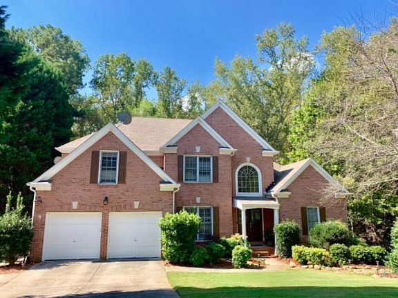 3rd image of 4747 Cedar Wood Dr
