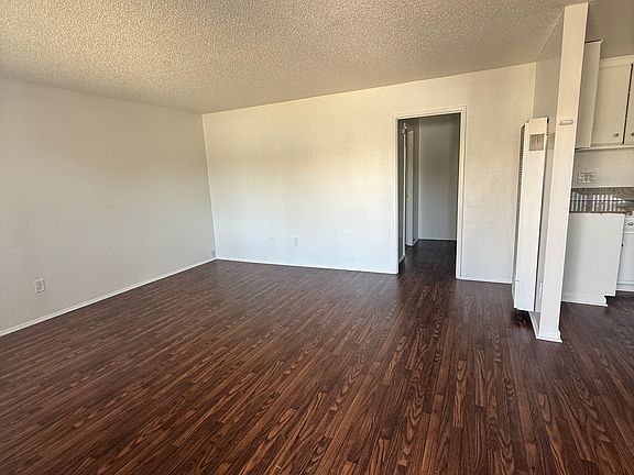 2nd image of 901 Palmbrook Dr APT 1