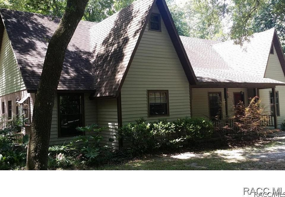 1st image of 20240 SE Gamble Dr
