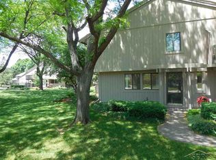 6243 Fairway Pnes, Bay City, MI 48706