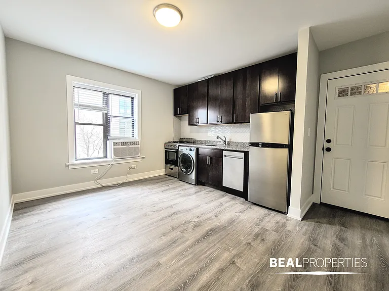 427 West Belden — Photo 36