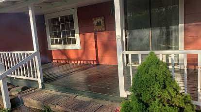 4th image of 17400 N 141st St
