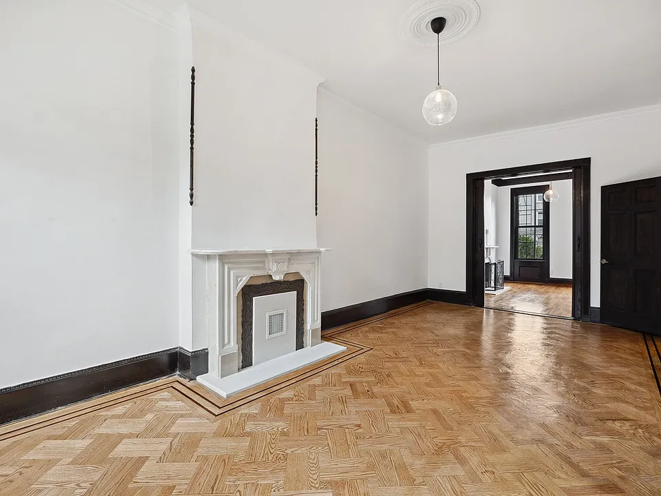 329 Decatur St #1D