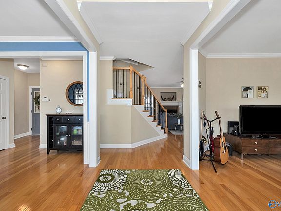 3rd image of 316 Stoneham Way