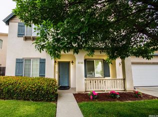 2213 Woodbury Dr, Modesto, CA 95355