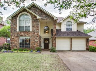 3209 Oleander Ct, Bedford, TX 76021