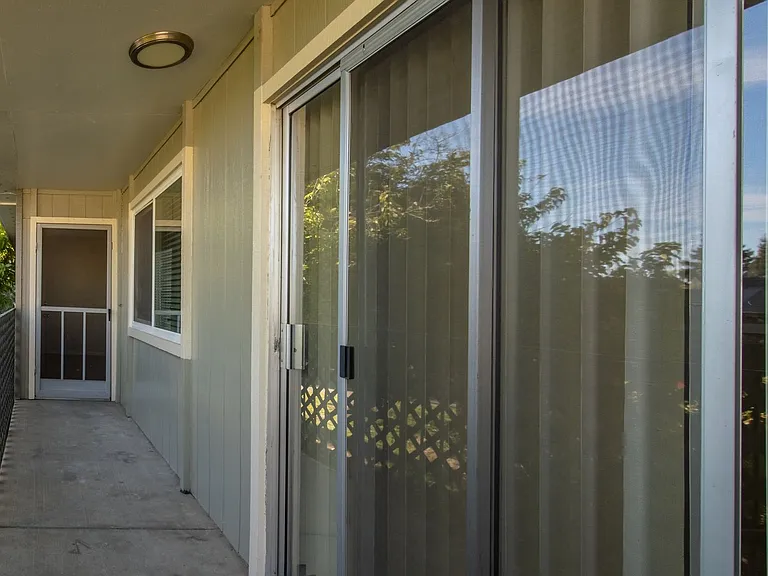Northridge Terrace Apartments at 4900-4948 Stamas Lane, Fair Oaks California — Photo 68