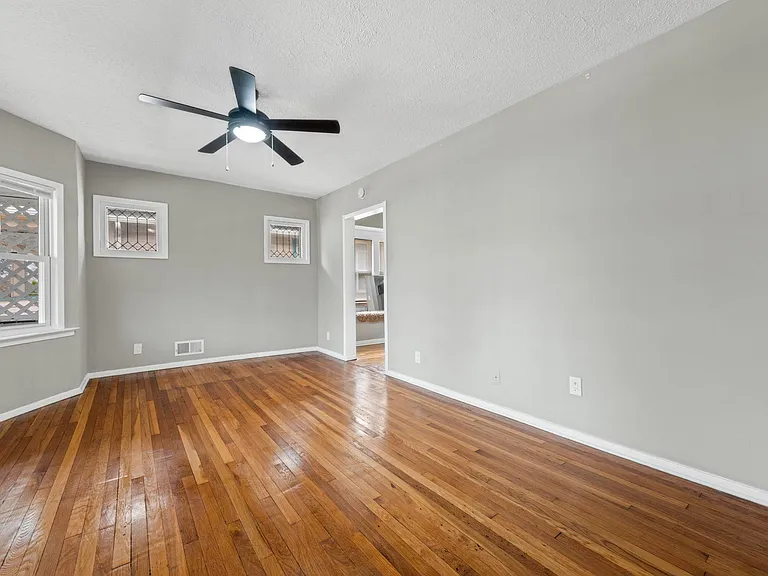 13425 Merl Ave — Photo 12