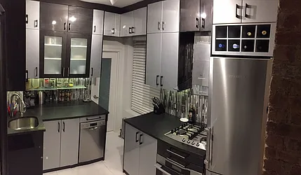 Sold by Manhattan Apartment Organization