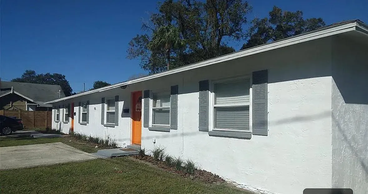 3 bed, 1050 sqft, $2,000 — Photo 1