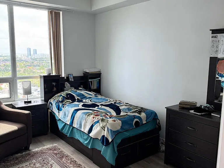 7165 Yonge St #2109 — Photo 17
