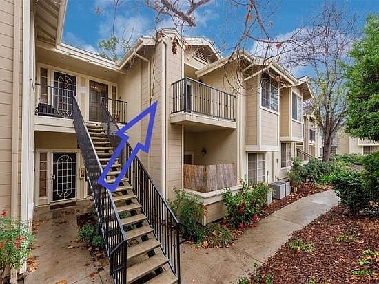 2nd image of 3525 Grove St Unit 214