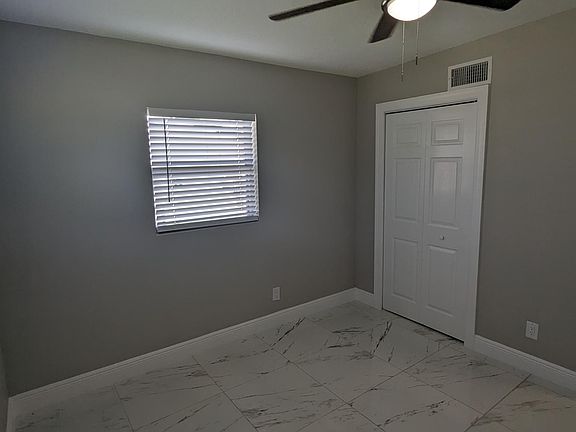 5th image of 326 Shady Ln