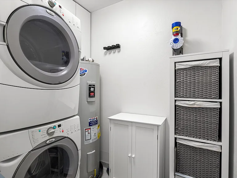 7005 N Barbados Pl — Photo 33