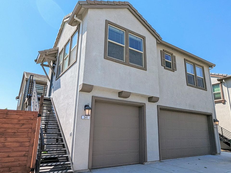 Exterior Elevation stair case to enter Main door