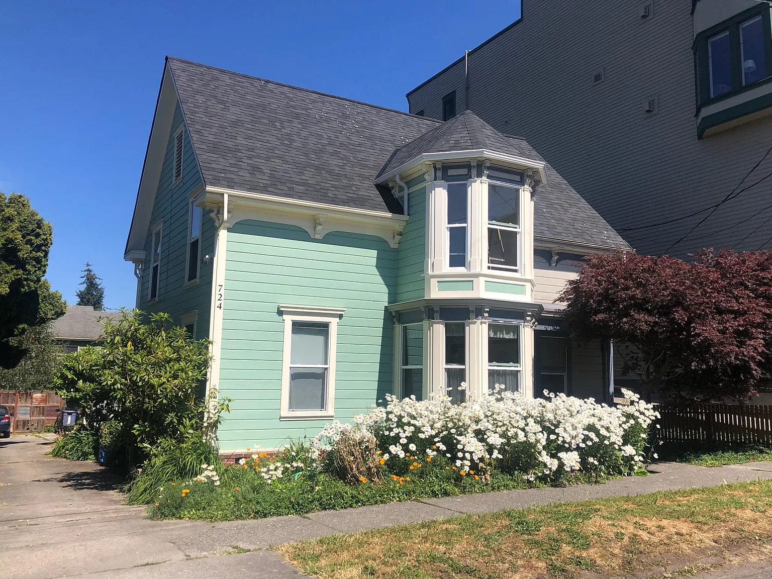 724 Tyler St #3 photo 1
