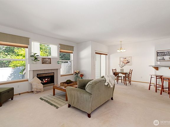5th image of 12601 132nd Avenue Ct E