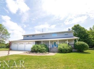 110 Delane Dr, Lexington, IL 61753