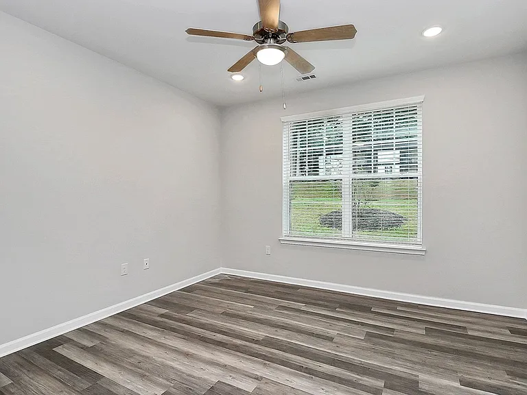 520 Tom Hunter Rd — Photo 27