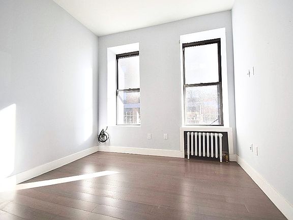 2nd image of 463 W 43rd St APT 1