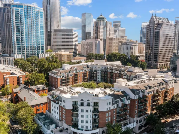 300 W 5th St APT 252, Charlotte, NC 28202