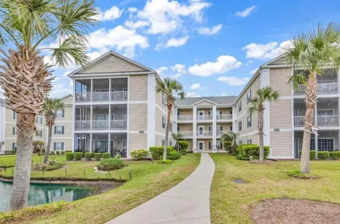 2 bed, 1080 sqft, $875 — Photo 1