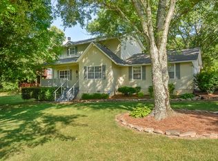 1915 Plumb Ridge Rd, Knoxville, TN 37932