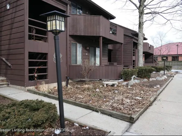205 E Jolly Rd #6, Lansing, MI 48910
