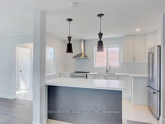 3rd image of 299 Southview Rd