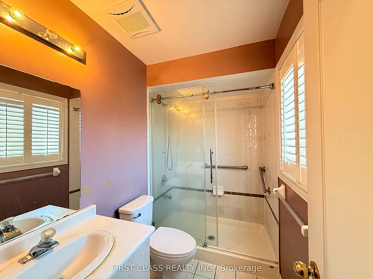 5323 Red Brush Dr #UPPER — Photo 9