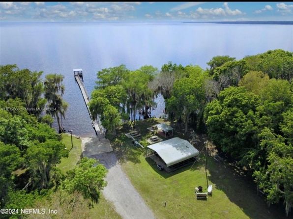141 E Boundary Dr, Georgetown, FL 32139