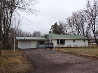 5390 103rd St, Chippewa Falls, WI 54729